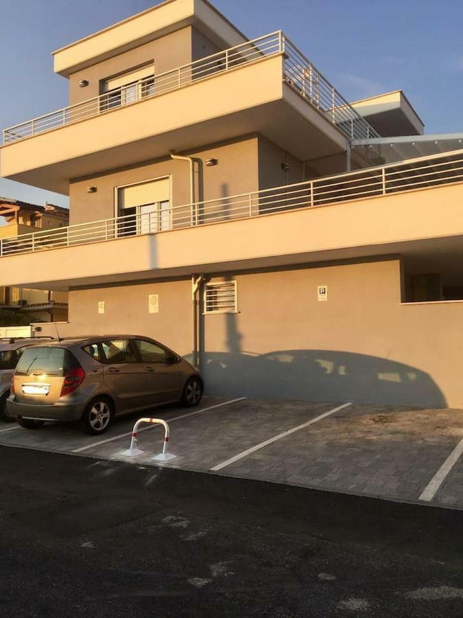 Sunset House